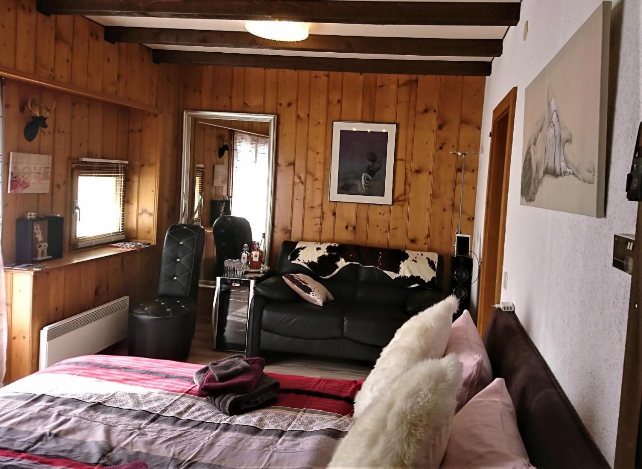 Chalet "Chez Claudine Et Charles" Mase Zewnętrze zdjęcie